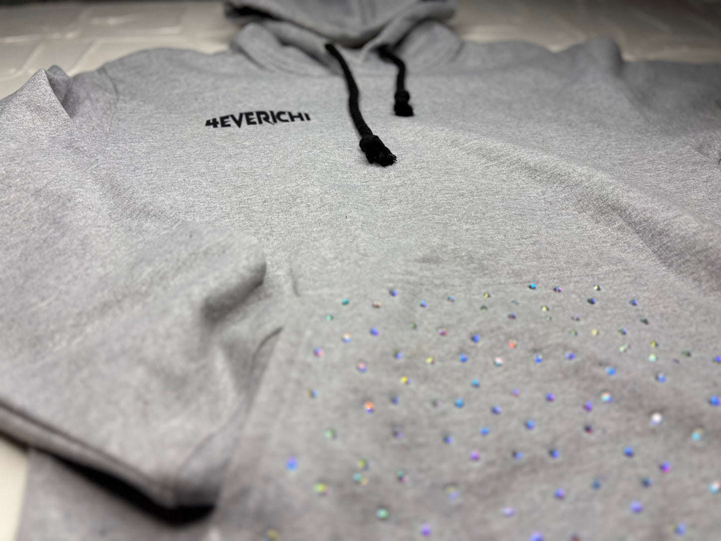 4everichi sweatsuit