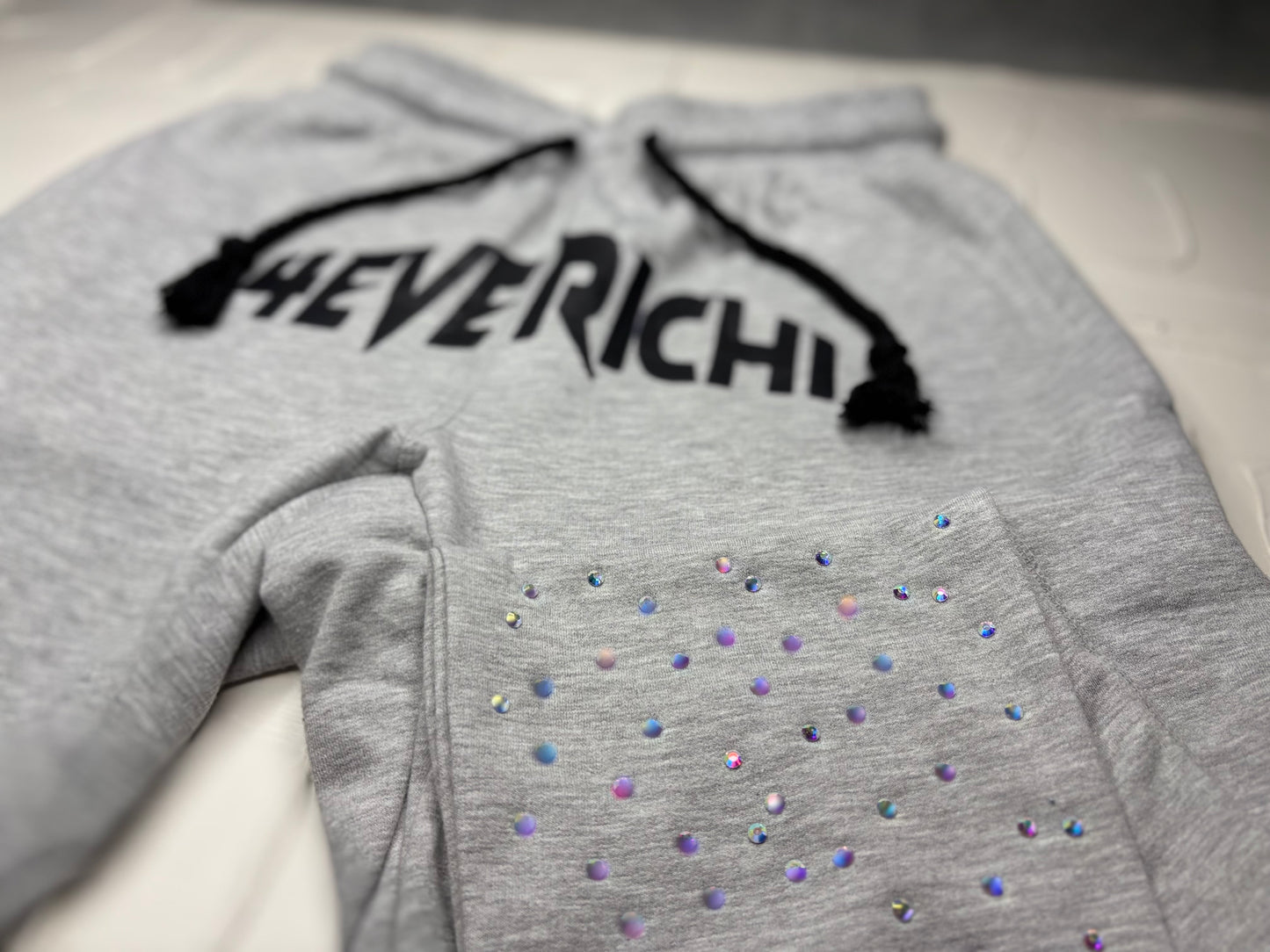 4everichi sweatsuit